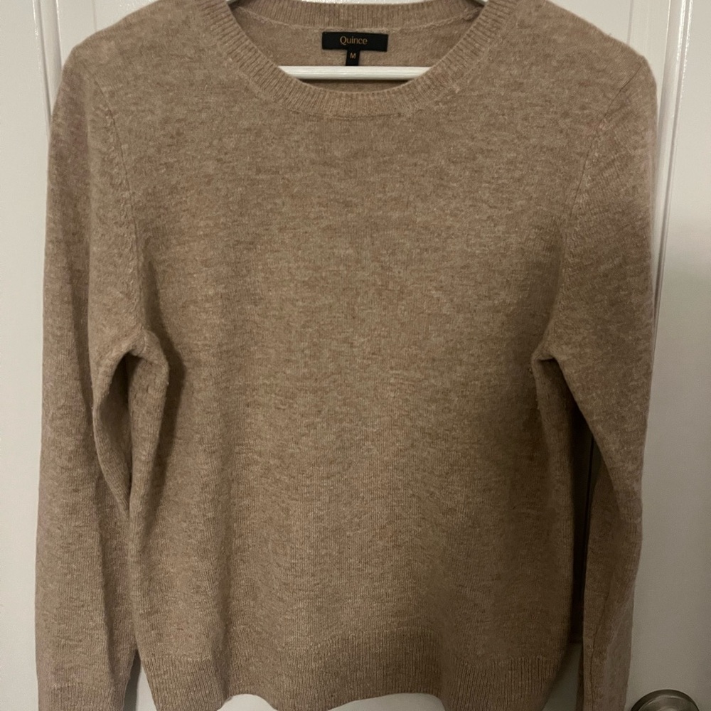 Quince Women's Camel Cashmere Crew Neck Sweater